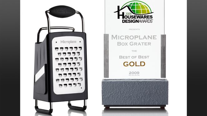 
                    La râpe multifonctions fut décorée du prix Houseware Design Award 2009.