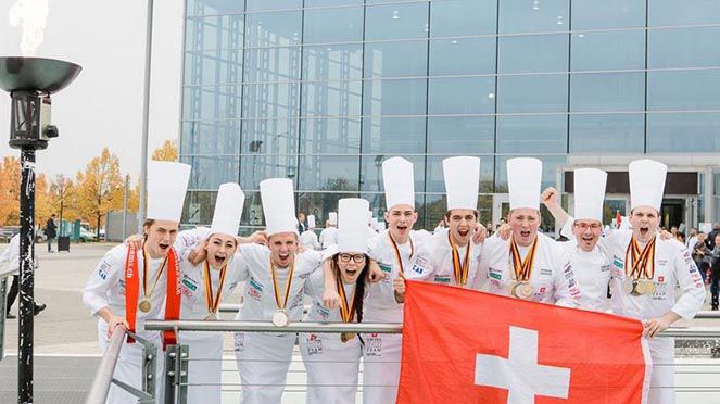 
                    Schweizer Juniorenkochnati 2016 mit Vize-Olympia-Titel in Erfurt