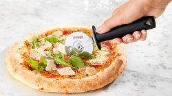 Kitchen utensils, pizza-cutter