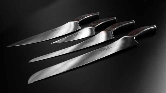 
                    Synchros Chef's knife is part of the Synchros knife series