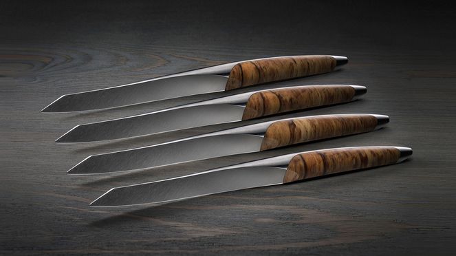 
                    Zum 10-jährigen Jubiläum legt sknife das Steakmesserset Special Edition auf: geschmiedet im Emmental, in Biel endverarbeitet