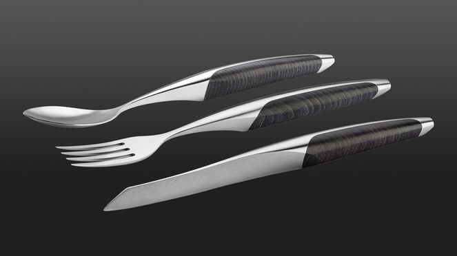 
                    Steak cutlery with spoon ash: a design cutlery on the table