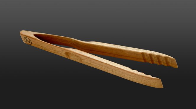 
                    The walnut barbecue tongs is 30cm long