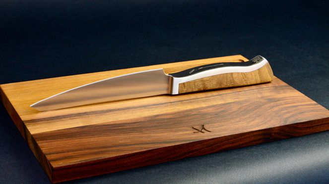 
                    Care tips for Caminada steak knives and board