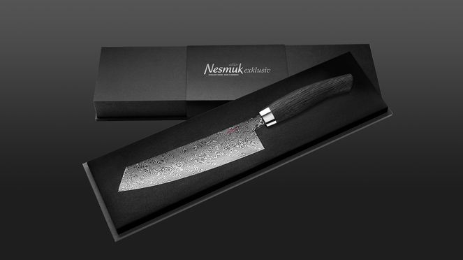 
                    Exklusiv Chef's Knife with leather pouch