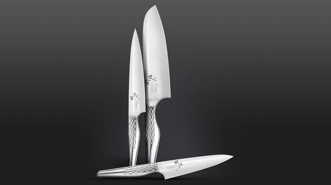 
                    couteau universel Shoso avec couteau d'office et Santoku