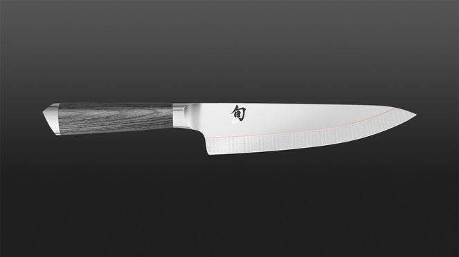 
                    Dual-core blade of the Shun Kagerou chef’s knife crafted using an innovative forging process