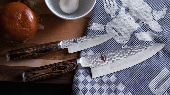 
                    Tim Mälzer chef's knife set developped by Tim Mälzer and Kai knives