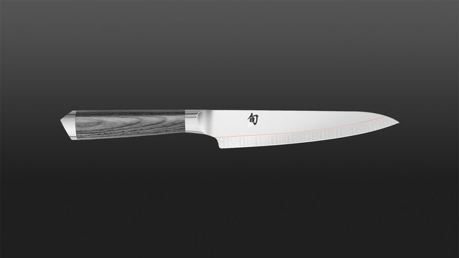 
                    Lame Dual-Core du couteau universel Shun Kagerou fabriquée selon un procédé de forgeage innovant