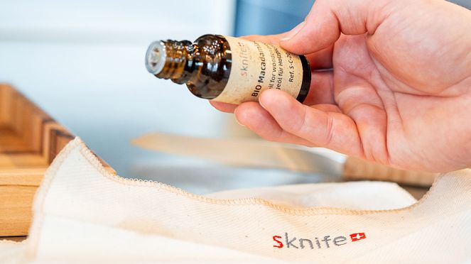 
                    sknife Pfegeset zur Holzpflege