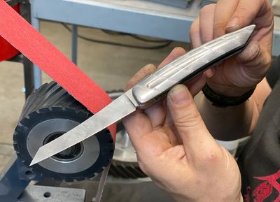 couteau-suisse-taschenmesser- volldamast-messerschmied.jpg