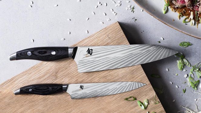 
                    Nagare utility knife wihr Nagare Chef knife