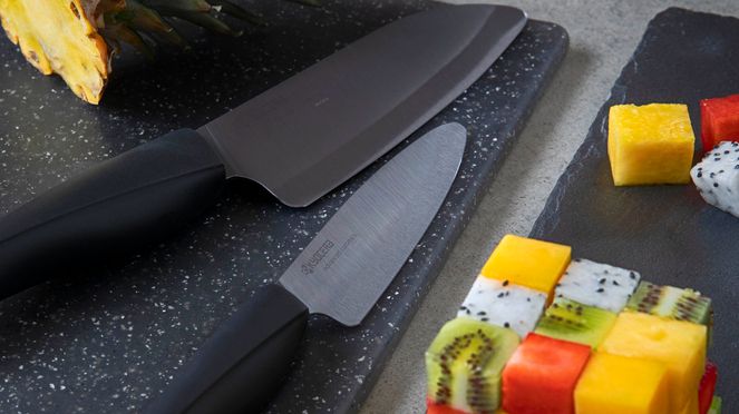 
                    Shin Santoku mit Shin Obstmesser